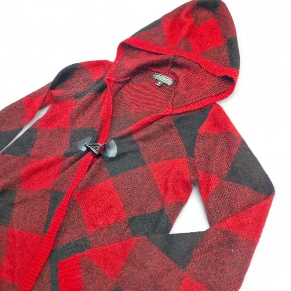 Almost Famous Red Black Buffalo Plaid Hooded Toggle Cardigan Womens Retro - Picture 3 of 9